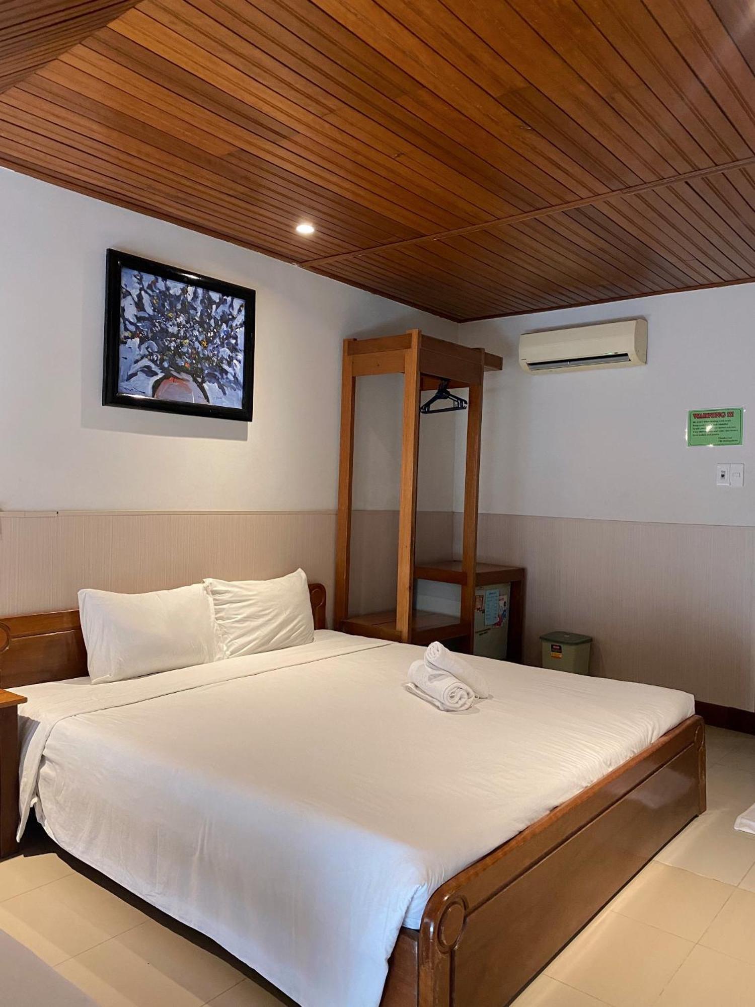 Harmony Old Town Hostel And Pool Bar Hoi An Bagian luar foto
